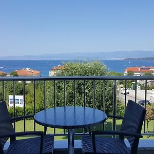 Apartment Simfonija, Malinska